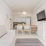 Apt. Inteiro Recem-Reformado - Vila Madalena