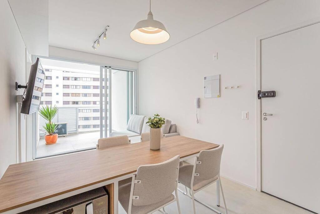 Apt. Inteiro Recem-reformado - Madalena Apartamento